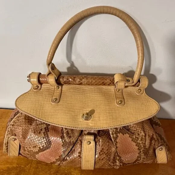 VINTAGE Fendi PITHON Skin Embossed Magic Bag - Picture 3 of 17